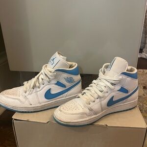 Nike Air Jordan 1 High White Blue Sneakers